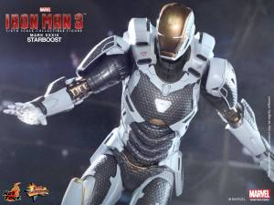Hot Toys Iron Man 3 Starboost figure - flying tight